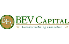 bev3-1 綠色和金色 Bev Capital 標誌